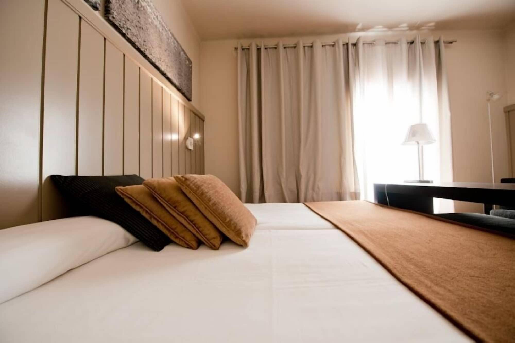 Hotel Restaurant Pessets & Spa سورت المظهر الخارجي الصورة