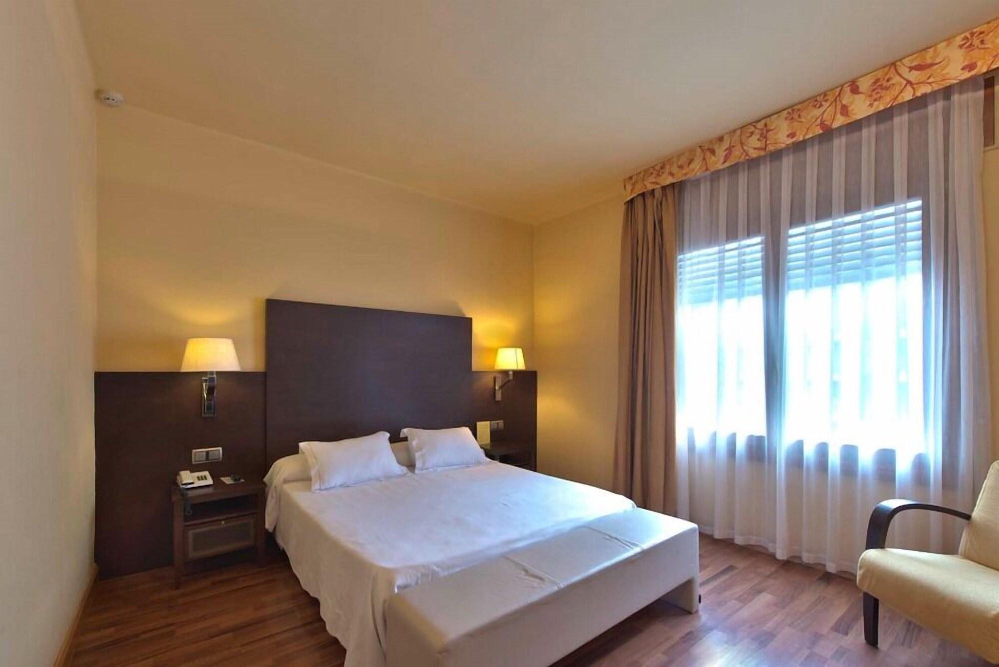 Hotel Restaurant Pessets & Spa سورت المظهر الخارجي الصورة